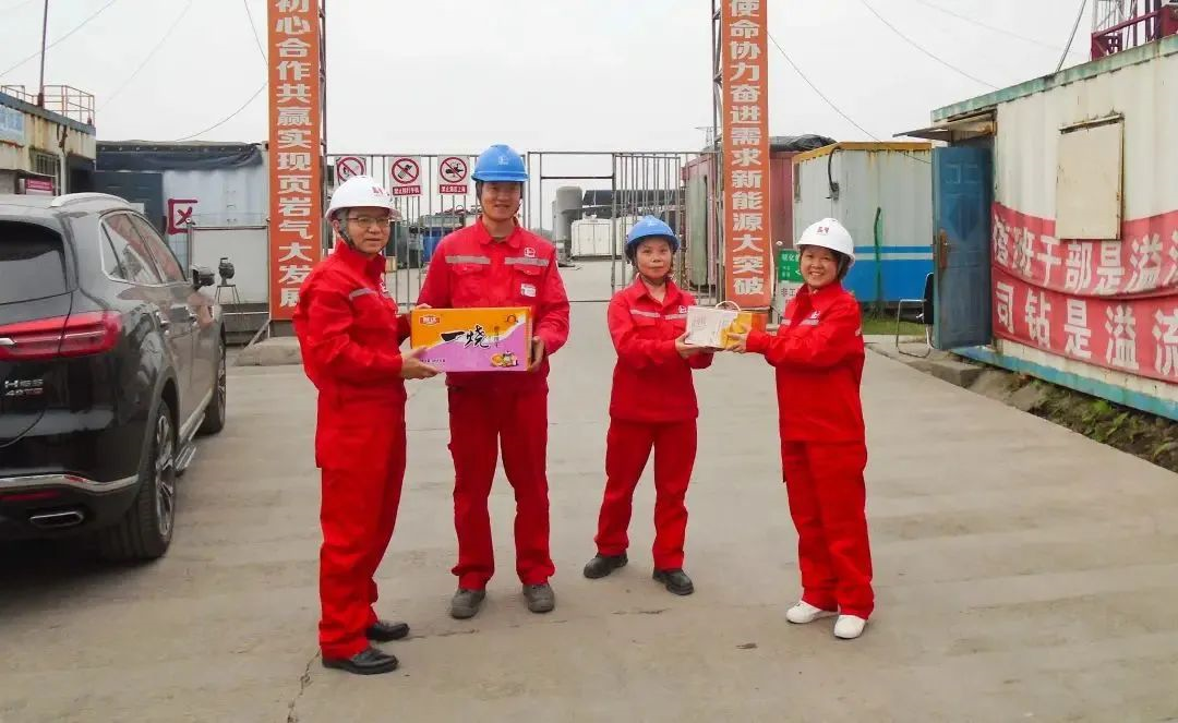 情系員工到一線，傳遞關(guān)懷暖人心(圖1)