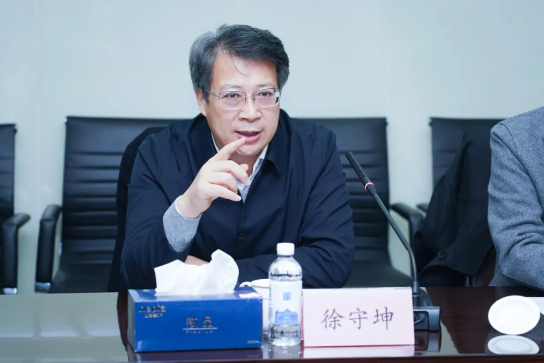 常州大學(xué)徐守坤書記、陳海群校長一行蒞臨神開參觀考察(圖3)